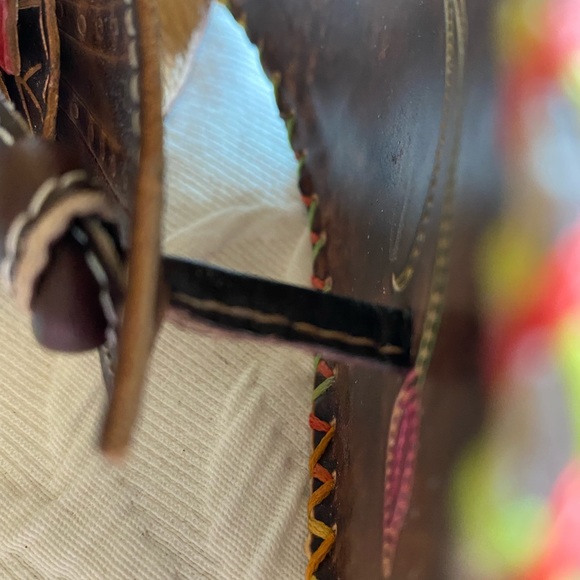 Fabulous wedge sandals. - Picture 4 of 6